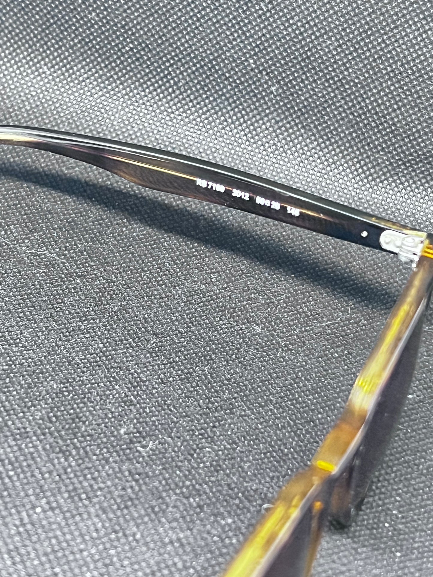 Ray Ban 4259
