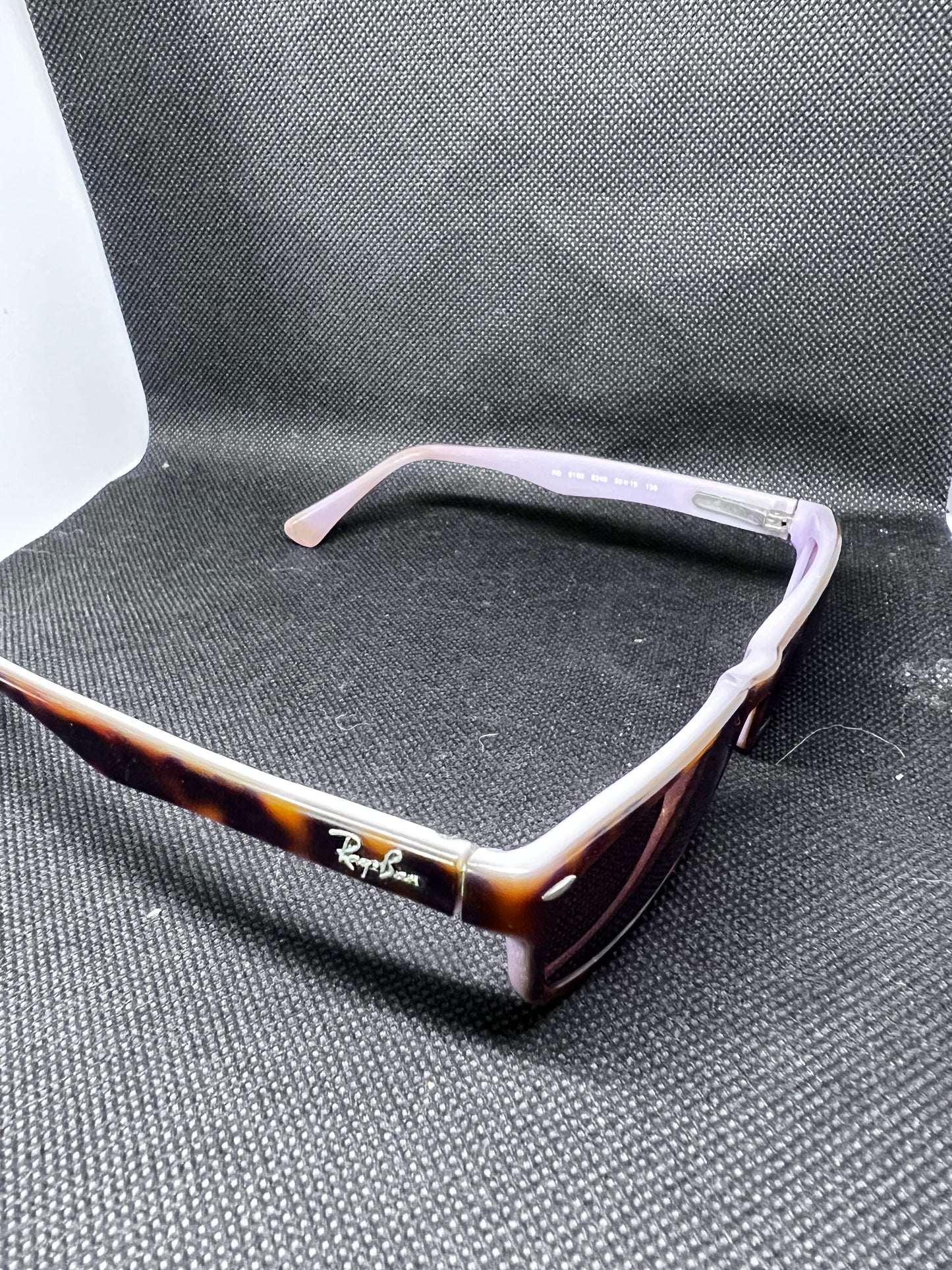 RAYBAN