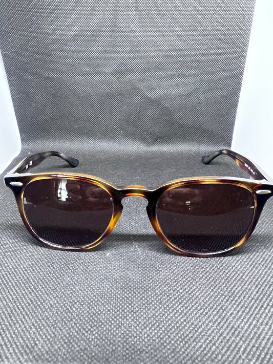 Ray Ban 4259