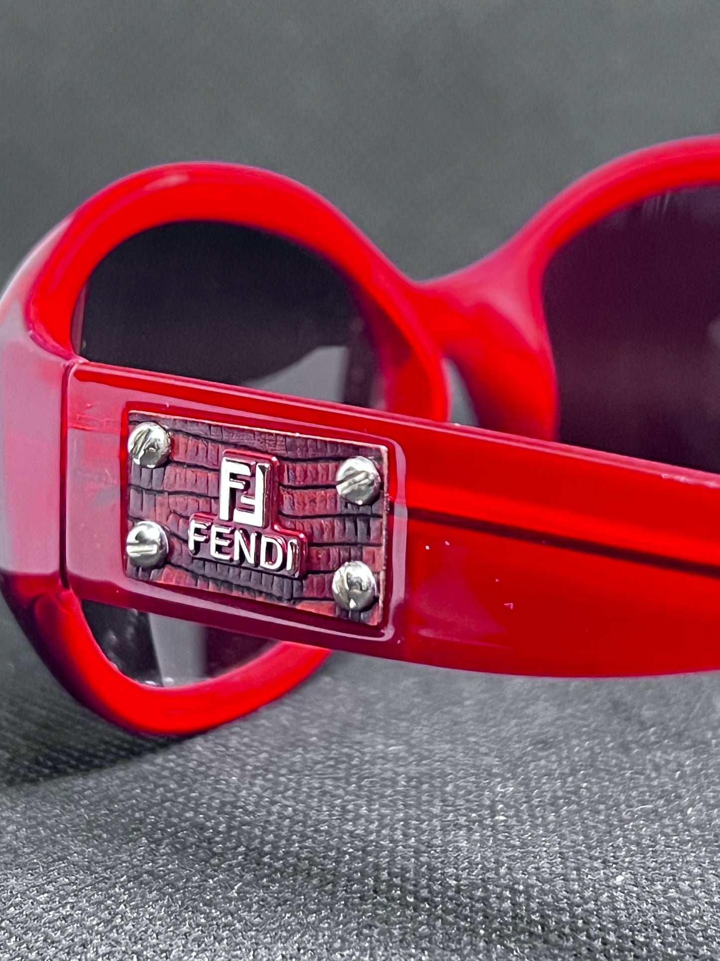 Sunglasses FENDI (2000)